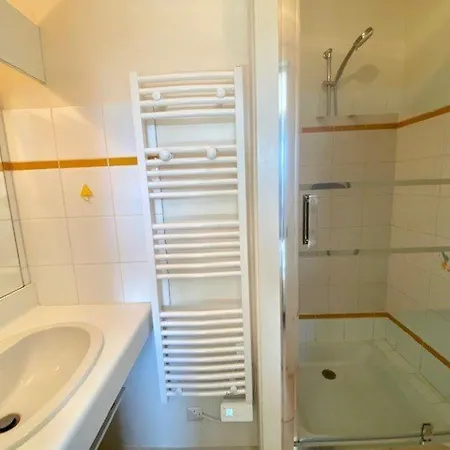 Triplex Elegant De 73m² Pour 6 Pers A Avec Vue Sur La - Fr-1-478-80 Quiberon